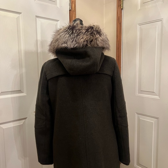BCBG Faux Fur Hooded Jacket. Black. Size M - Picture 3 of 9